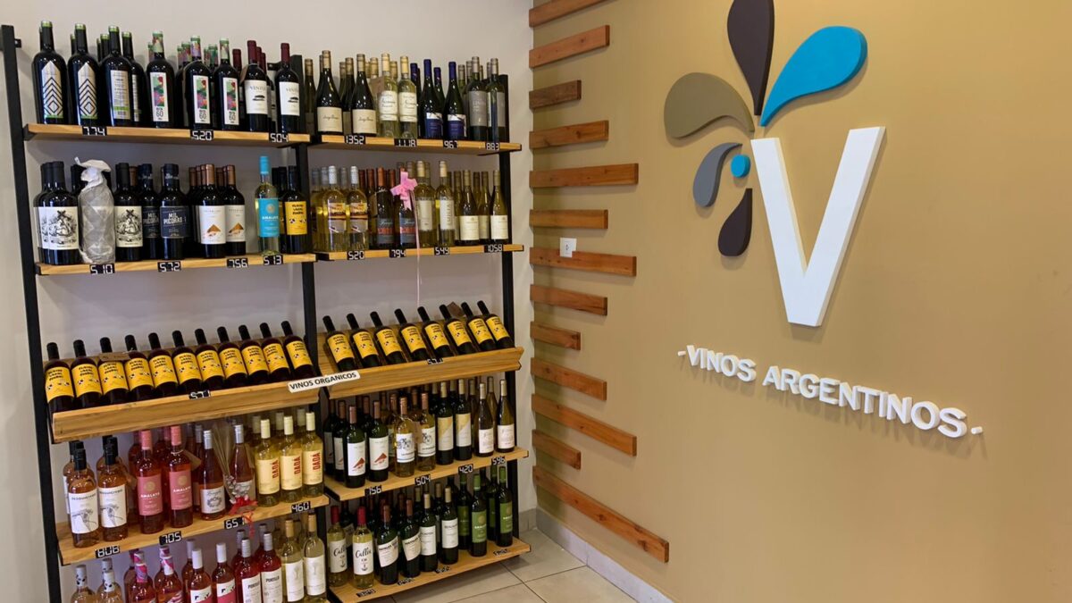 Varietales, la vinoteca jujeña que cuenta con bebidas orgánicas e importadas