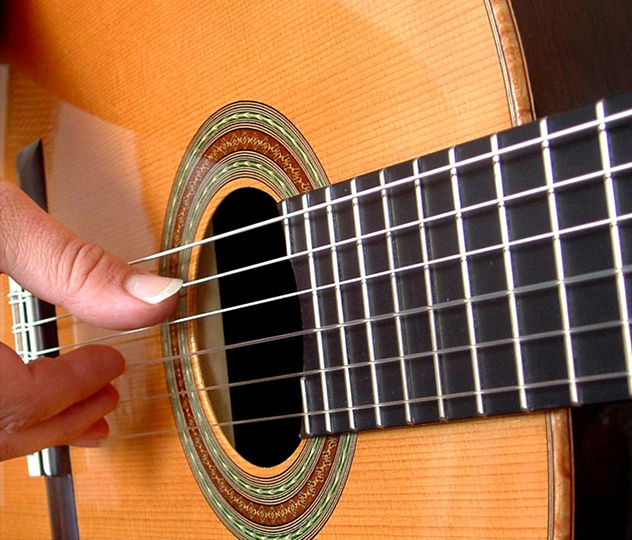 Dictarán Taller de charango, guitarra y ukelele